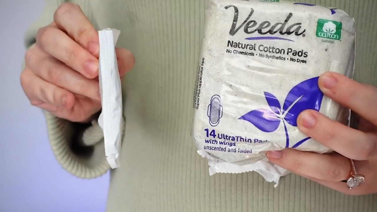Veeda Ultra-Thin Absorbent Day Pads with 100% Natural Cotton Top Sheet are Always Chlorine and Fragrance Free - Image 7